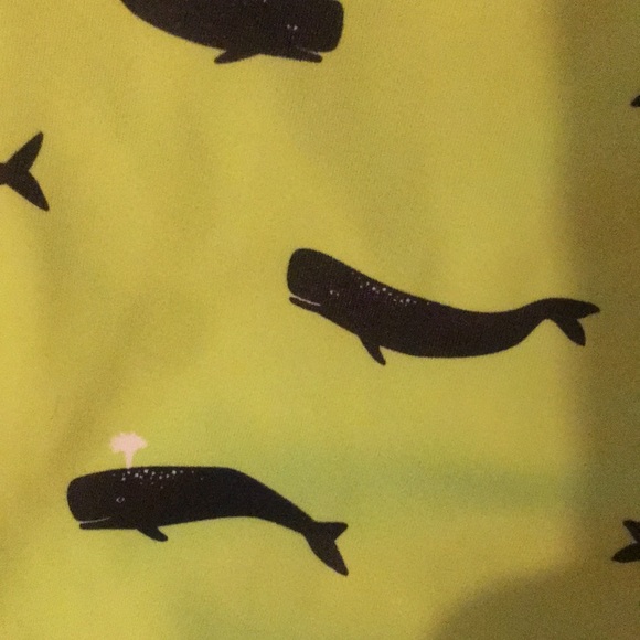 M Nwot whales tied up top - Picture 4 of 4